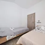 Kuca Za Odmor Megi