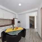 Apartment Kuca Za Odmor Megi Posedarje