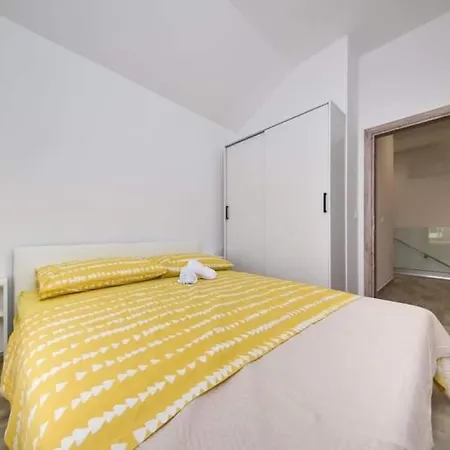 Apartman Kuca Za Odmor Megi Posedarje