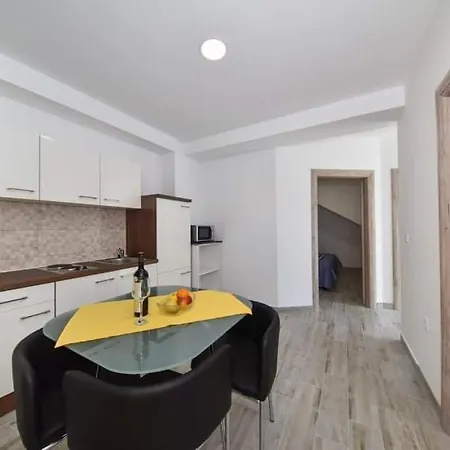 Apartman Kuca Za Odmor Megi Posedarje
