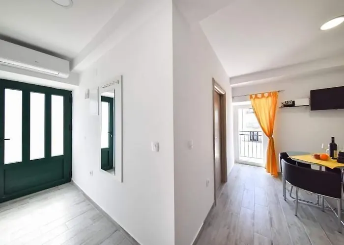 Apartman Kuca Za Odmor Megi