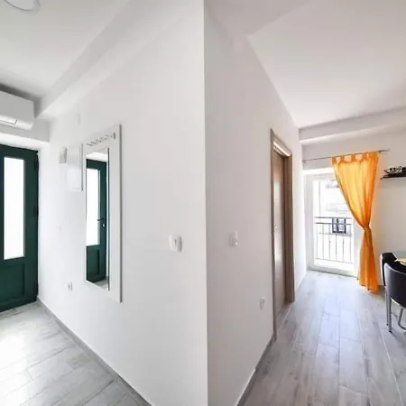 Apartment Kuca Za Odmor Megi