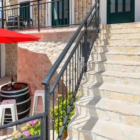 Apartment Kuca Za Odmor Megi *