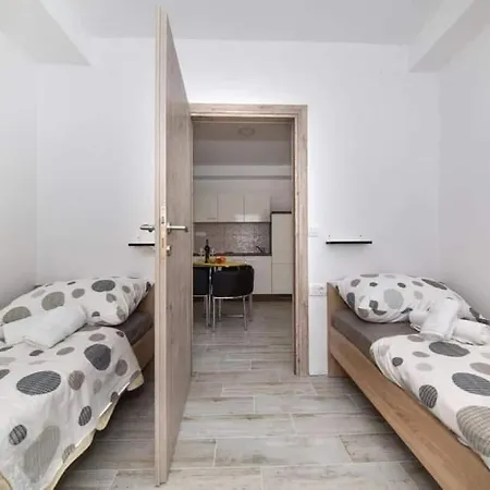Apartment Kuca Za Odmor Megi