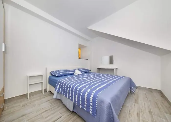 Lejlighed Kuca Za Odmor Megi *